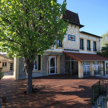 Carrières-sous-Poissy 伊克鲁斯客栈酒店 外观 照片