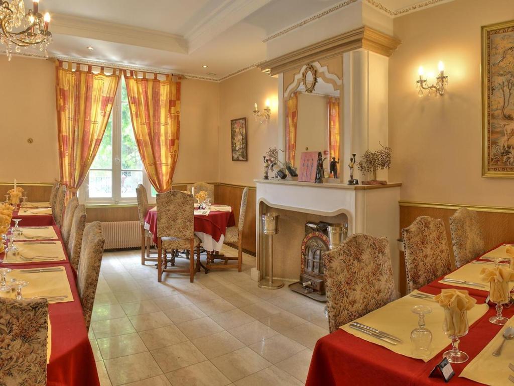Carrières-sous-Poissy 伊克鲁斯客栈酒店 外观 照片